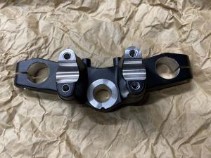 GSX-S125 トップブリッジ 新品 GSX-R125.GSX-S125.GSX-R150.GSX-S150