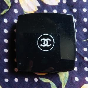 【値下げ不可】CHANEL 4色アイシャドウ    レ キャトル オンブル