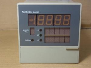 KEYENCE 多機能デジタルメータリレー RV3-55R（中古品 キーエンス センサー デジタル メーター）