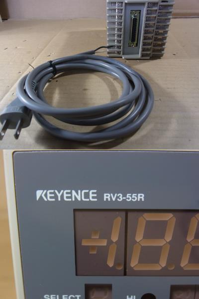 KEYENCE 多機能デジタルメータリレー RV3-55R（中古品 キーエンス センサー デジタル メーター）