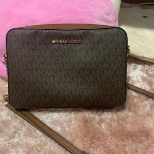 マイケルコース　正規品