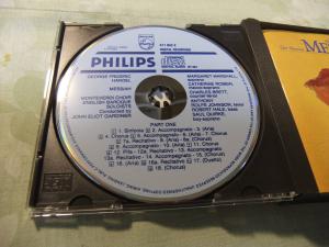 西独最初期・PHILIPS青盤・411 041-2☆ヘンデル:オラトリオ《メサイア》全曲3cd☆J・E・ガーディナー （指揮）☆CD②③内周部難有(試聴OK)