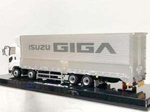 レア】いすゞ・ギガ トレーラー ISUZU GIGA デコトラ トラック野郎