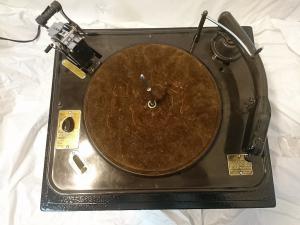 □ Garrard / R.C.80 □ Automatic Record Player オートチェンジャー 78rpm(SP盤)のみ  カートリッジ無し 60Hz対応