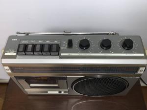 動作品 AIWA アイワ ラジカセ TPR-636 FM/AMラジオカセットレコーダー 昭和 レトロ