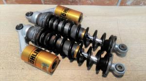 オーリンズ OHLINS YA3270 リア サスペンション リア ショック ツインショック 36P ZRX400 ゼファー400 CB400SF  XJR400 SR SRX400 売切り!!