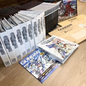 週刊 ガンダム パーフェクト・ファイル 1～181巻 全巻 イラストコレクション3枚 バインダー10冊 デアゴスティーニ