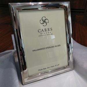 新品未使用】CARRS SILVER 足付きフォトフレーム