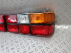 VOLVO 240 テールランプ 左右セット！ 新品未使用！ ボルボ240 244 セダン！ 国内在庫！ 黒モールタイプ！ UROparts  1371450.449