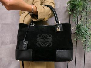 ○美品○LOEWE ロエベ○アマソナ フスタ アナグラム○スエード カーフ レザー 本革○トート バッグ○黒○腕掛け○B5 収納○かばん○Js15003