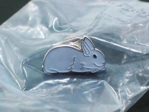 希少 新品 未開封 16AW Supreme White Rabbit Pin ホワイト ラビット