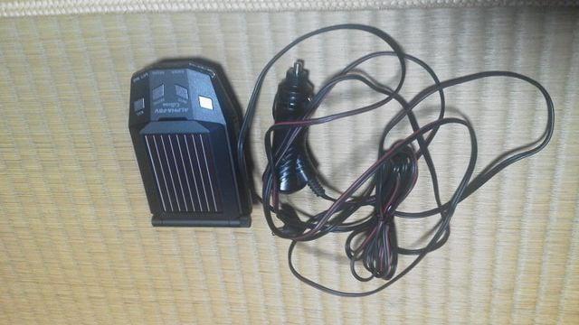 中古品送料込みセルスター角度可変ソーラーレーダー探知機ALPHA-F5V