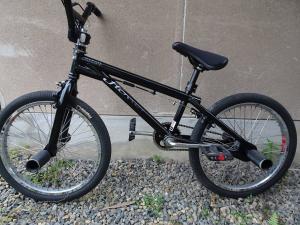 中古JUNK☆YOKEFELLOW☆FLOWERフラットランドBMX