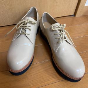 ADAM ET ROPE エナメル厚底レースアップシューズ