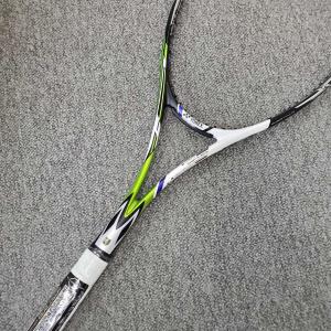 【グリップ新品】ソフトテニスラケット　ヨネックス　LASERUSH5S UL1