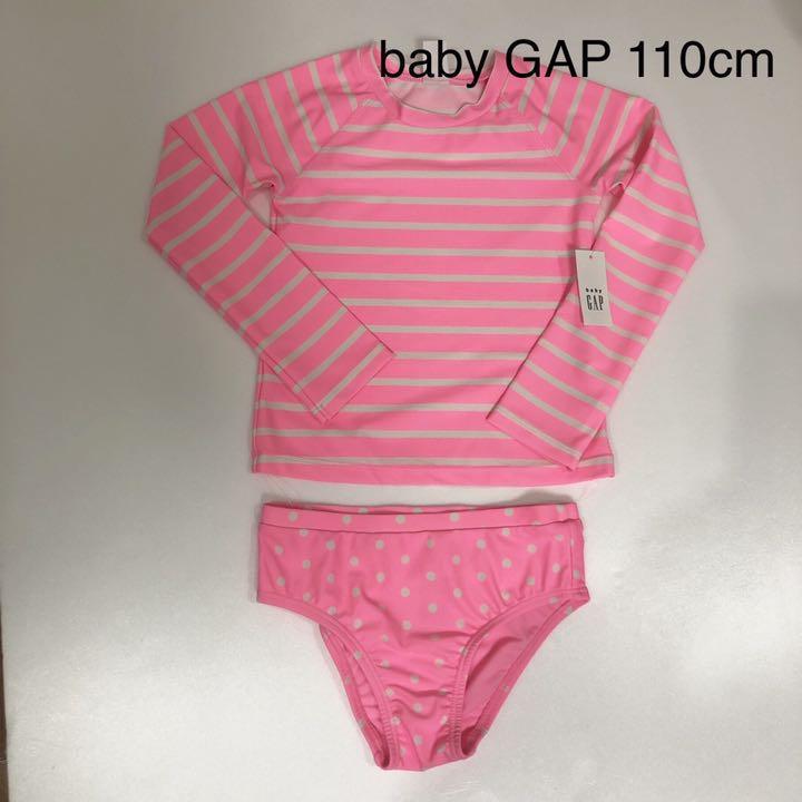 新品新作baby Gap ラッシュガード 女の子水着 水玉 ボーダー 110cm