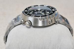 ☆新品 SHARK シャーク ツナ缶 ダイバーズ SBBN015 オマージュモデル セイコー製自動巻き NH35搭載 TUNA DIVERS  SHARKEY 外胴