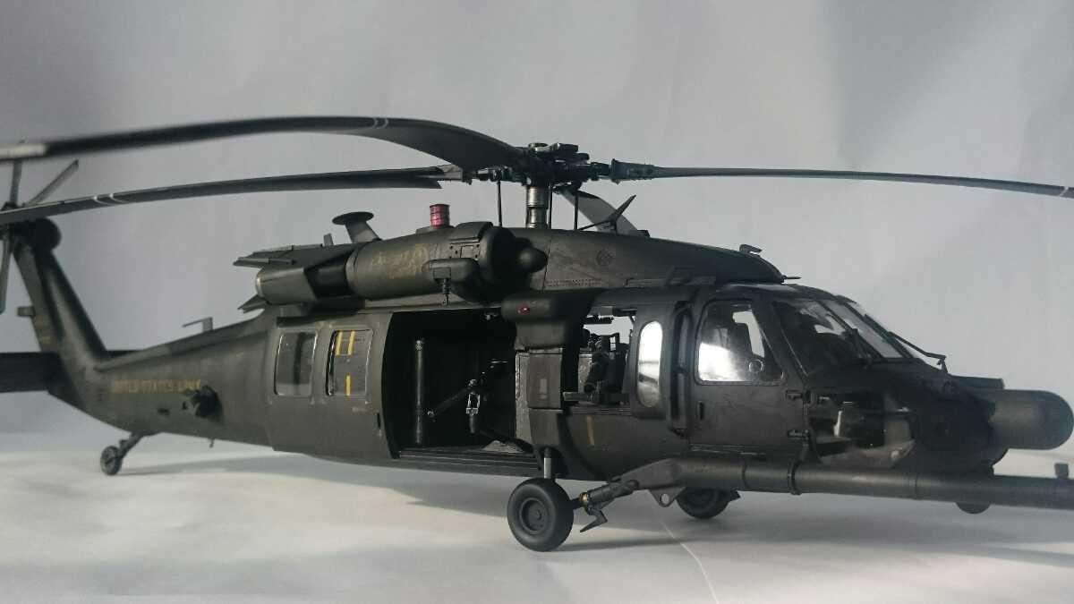 アカデミー １/３５ AH-60L ブラックホーク塗装完成品