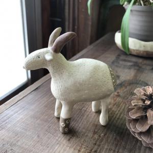 やぎ（ベージュ）　　陶製　/goat/山羊_1