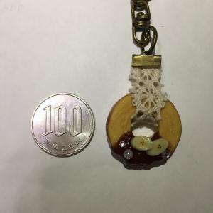 バームクーヘンストラップ