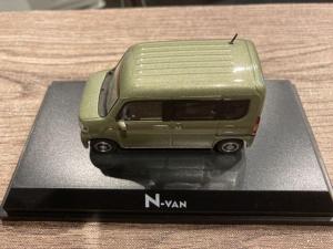 ホンダ N-VAN カラーサンプル ミニカー 1/43