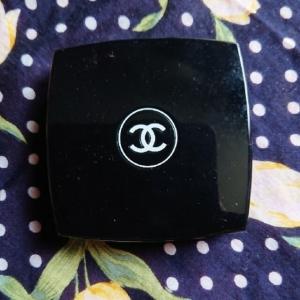 【値下げ不可】CHANEL 4色アイシャドウ    レ キャトル オンブル