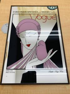 1☆VOGUE ヴォーグ パブミラー 鏡 壁掛 アンティーク ヴィンテージ インテリア 縦約45.5cm×横約30.5cm☆