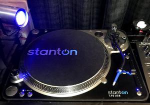 上品な STANTON T92 ターンテーブル1台 USB DJ機器 - neatlinemaps.com