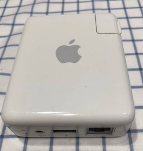 中古美品】Apple AirMac Express A1089 (M9470J/A) ベースステーション