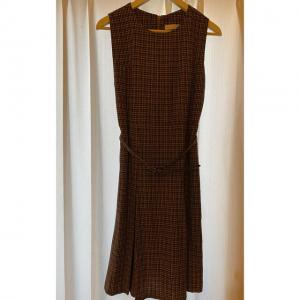 韓国　チェックワンピ