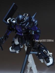 1/100 MG MS-06R-1A 黒い三連星ザク ガイア機 Ver.2.0 塗装済完成品